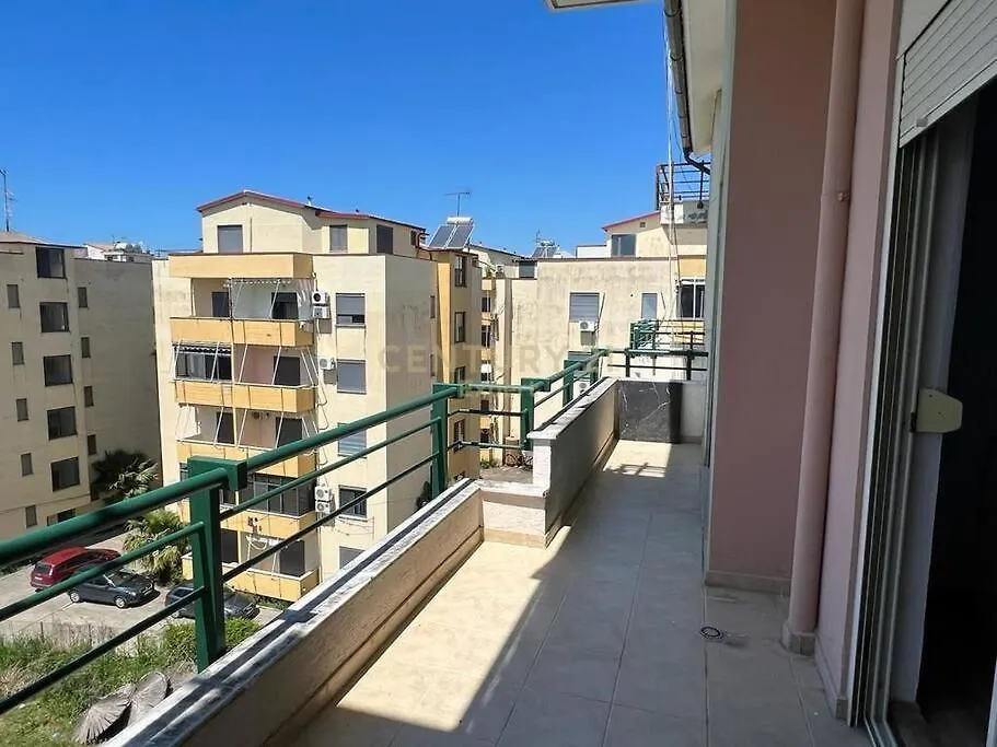 Daisy Apartment Golem  Albania